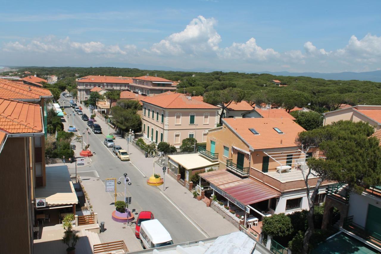 Liberius A Soli 100M Dal Mare Marina di Castagneto Carducci Zewnętrze zdjęcie